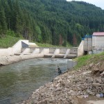 Ružbašská Míľava - MVE pred dokončením, neviem si predstavit ako by sa takýto zásah do rieky mohol spĺňať požiadavku o navrátení do pôvodného stavu...